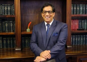 Prominent business leader, Dr Iqbal Survé, receives prestigious award for contributions to BRICS