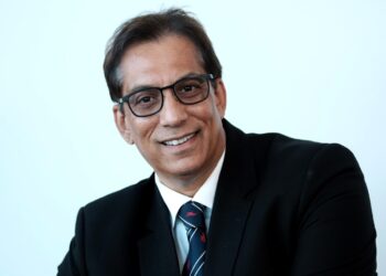 Iqbal Survé – Biography